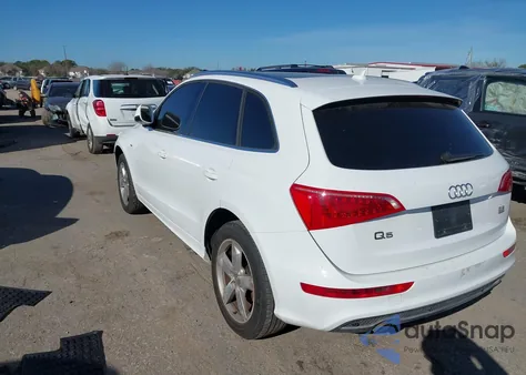 2012 Audi Q5 3.2 Premium Plus z USA, uszkodzony, nr VIN WA1DKAFP1CA011782